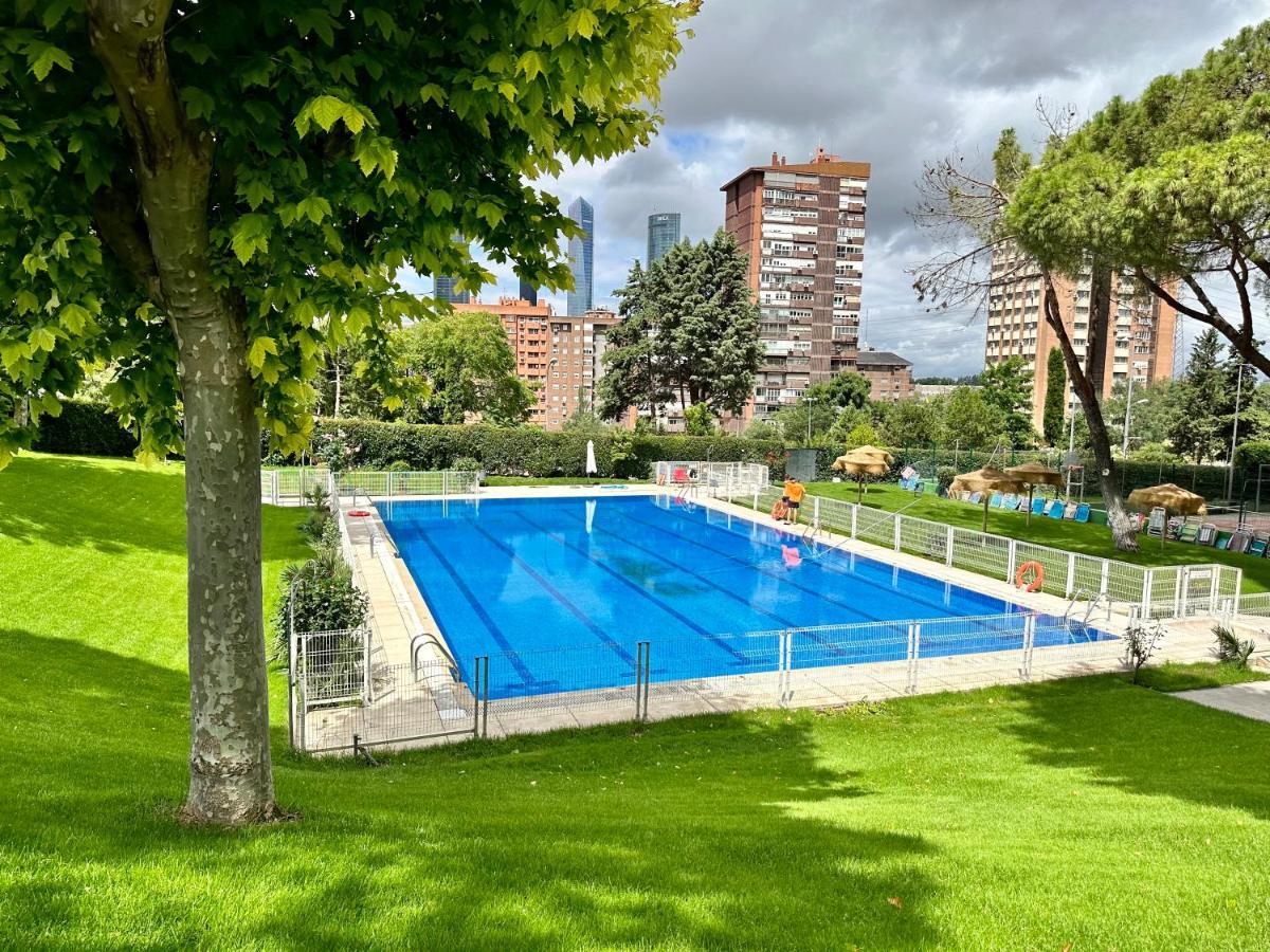 Apartamento De Diseno En Arturo Soria Appartement Madrid Buitenkant foto