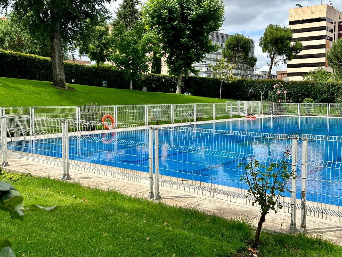 Apartamento De Diseno En Arturo Soria Appartement Madrid Buitenkant foto